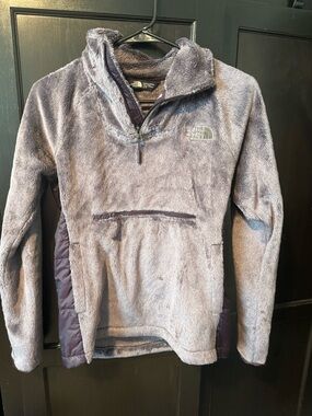 The North Face Women's Plush Quarter-Zip Fleece - Taupe
